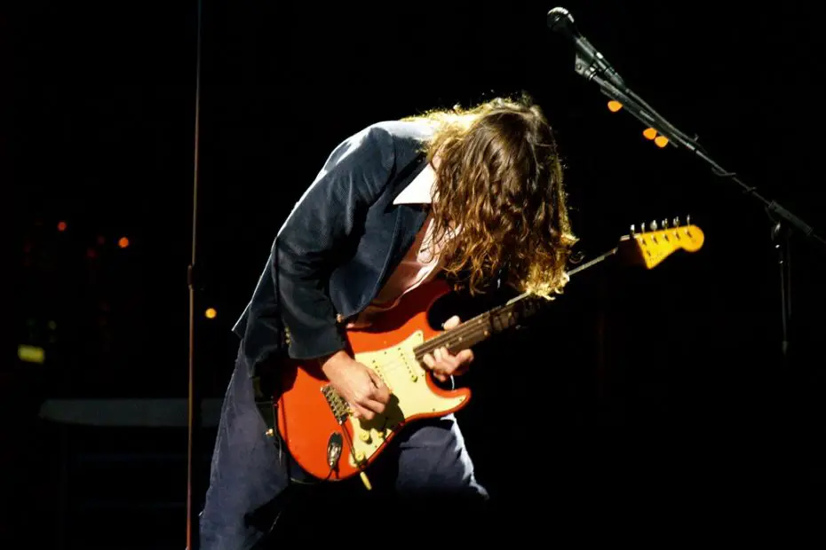 John-Frusciante-Guitar-Survivor