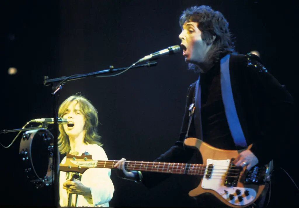 McCartney with Jimmy McCulloch - Wings - 1976