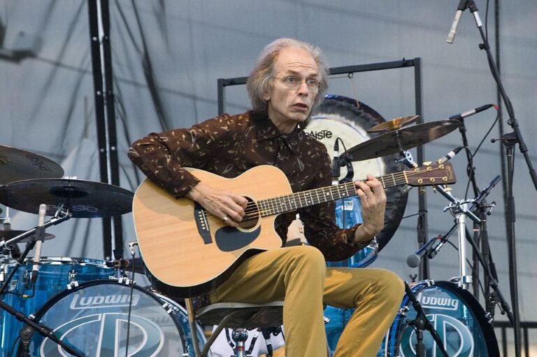 Steve Howe: The Polystylistic Architect of Yes