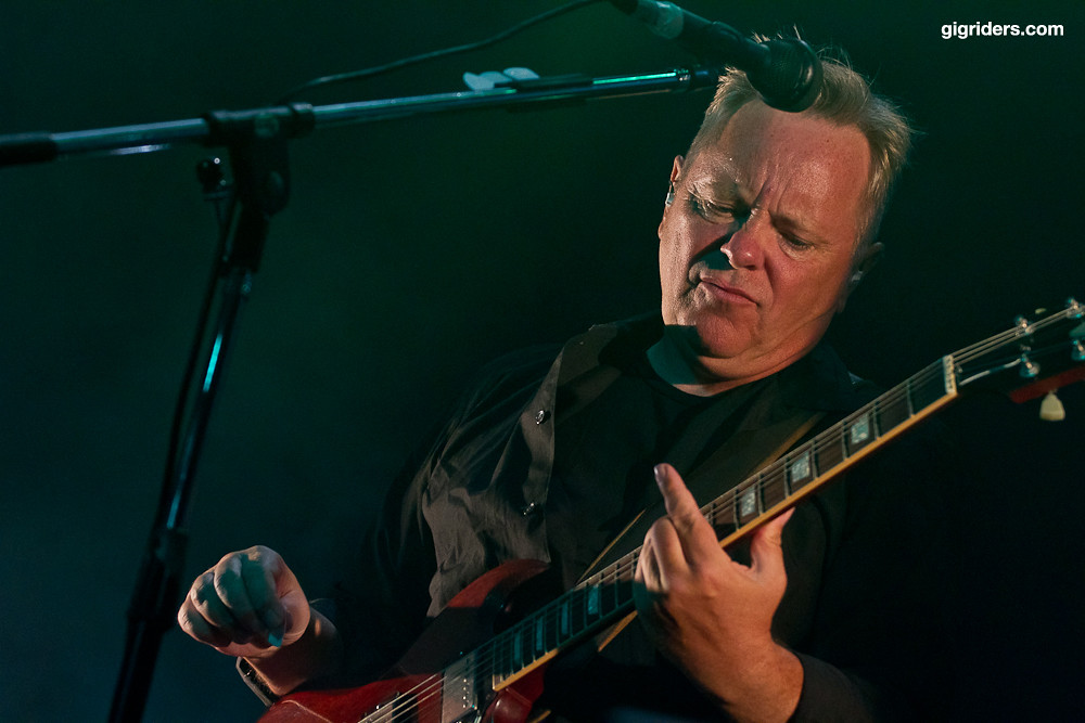 Bernard Sumner: The Architect of Atmosphere