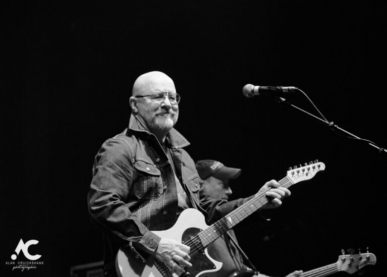 Andy Powell: The Enduring Architect of Harmony