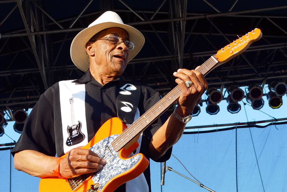 Hubert Sumlin: The Architect of Electric Weirdness