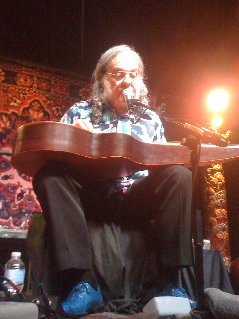 David Lindley: The Sultan of Polyester and Steel