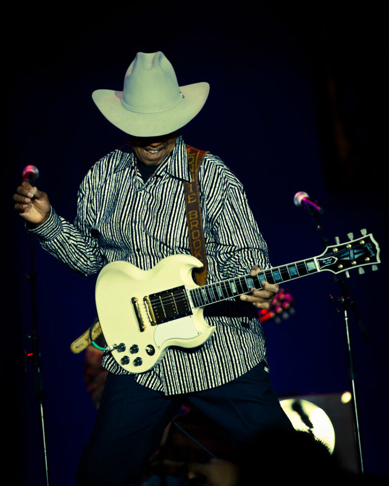 Lonnie Brooks: The Bayou Guitar Slinger of Chicago