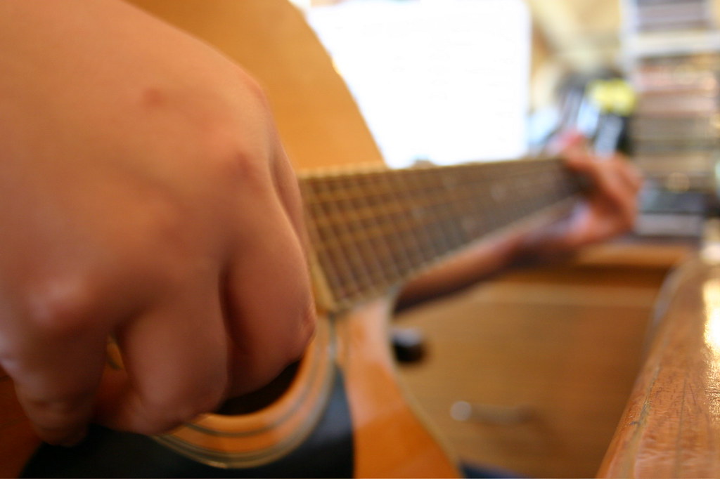 Mastering the Key of C Major on Guitar: The Gateway to Music Theory