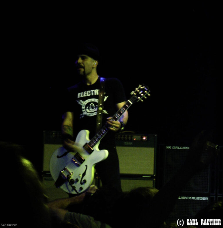 Dave Kushner: The Sonic Glue of the Modern Supergroup