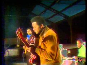 Read more about the article Jimmy Dawkins: The Soulful Master of Chicago’s West Side Blues