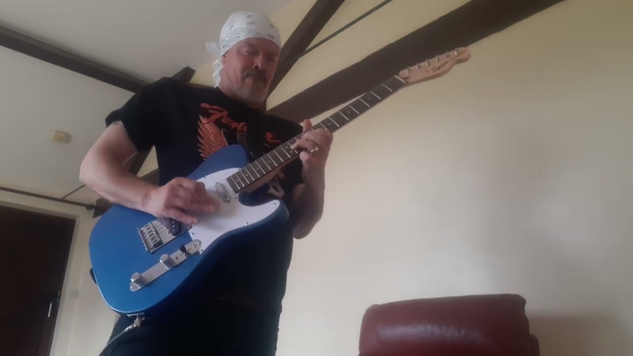 Read more about the article The Power of Simplicity: Ritchie Dave Porter’s “Direct-to-Amp” Philosophy