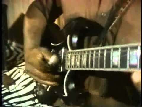 Read more about the article The Sacred Thump: The Gospel Blues of Boyd Rivers