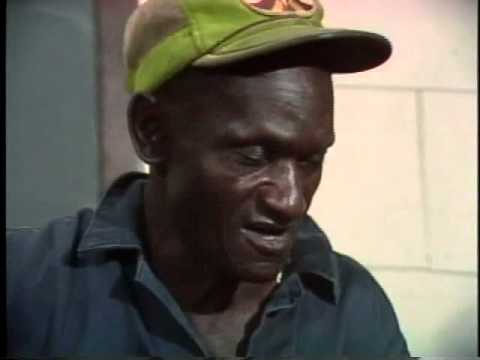 Read more about the article The 1978 Front Porch Sessions: 3 Essential Clyde Maxwell Recordings