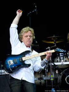 Ian Crichton guitarist of Saga