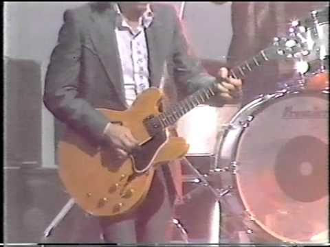 The Engine of Rockpile: How Billy Bremner Supercharged Roots Guitar